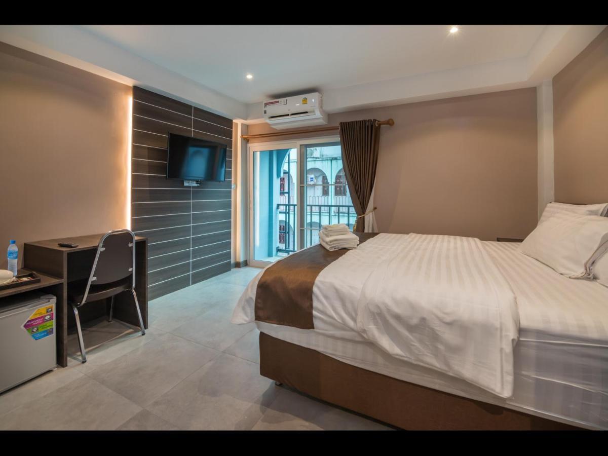 Tuk'S Sports Bar Hotel Патая Екстериор снимка